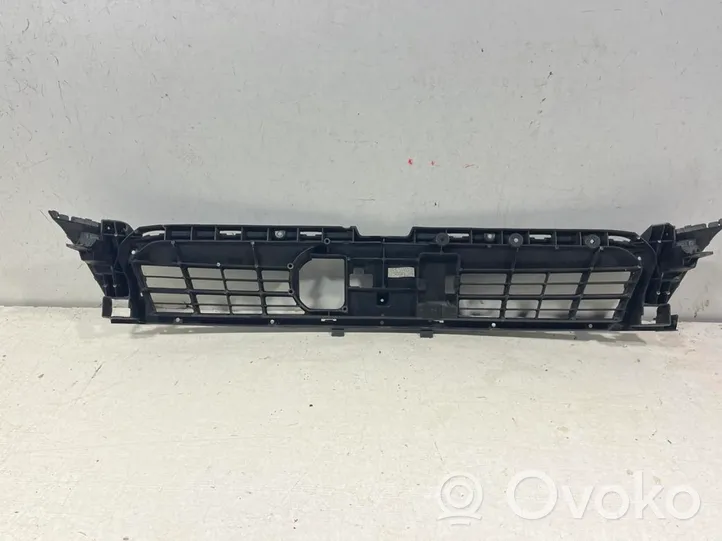 Audi A7 S7 4G Apatinė dalis radiatorių panelės (televizoriaus) 4G8807233