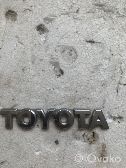 Toyota Corolla Verso E121 Mostrina con logo/emblema della casa automobilistica 