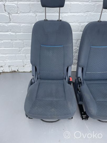 Ford S-MAX Second row seats 