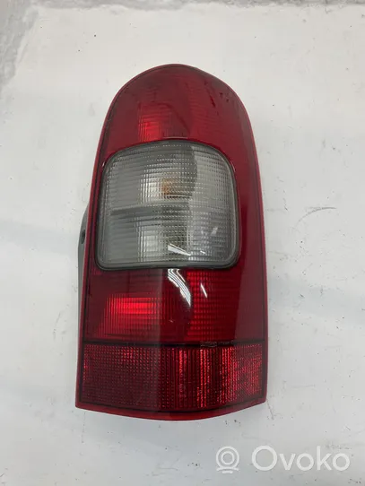 Opel Sintra Lampa tylna 10406612