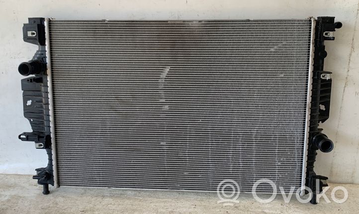 Ford Mondeo MK V Radiateur de refroidissement G2G38005BG