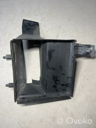 BMW 5 G30 G31 Traverse inférieur support de radiateur 74850613