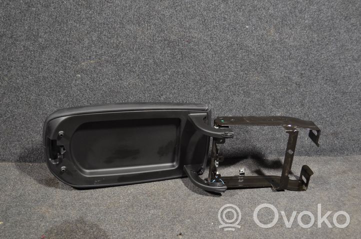 BMW X3 F25 Bracciolo 10500650