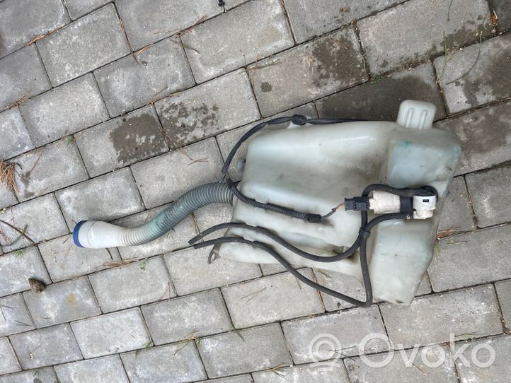 Citroen C4 II Réservoir de liquide lave-glace 