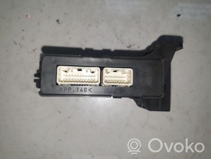 Toyota Verso Air conditioning/heating control unit 886500F100