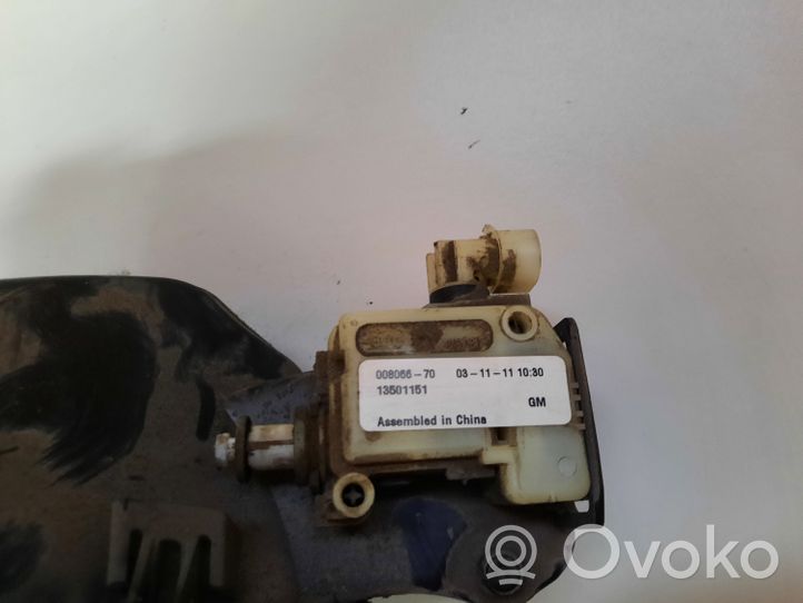 Chevrolet Orlando Serratura del tappo del serbatoio del carburante 13501151