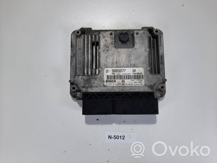 Chevrolet Captiva Sterownik / Moduł ECU 96858577