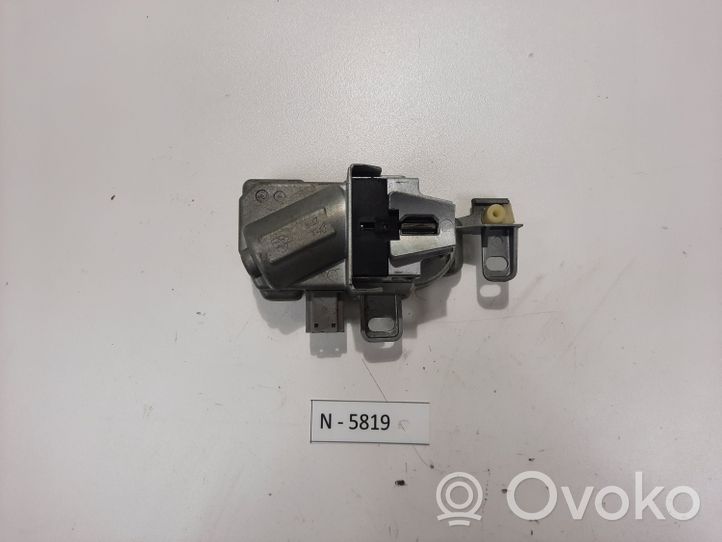 Volvo V40 Blocchetto del volante 31340956