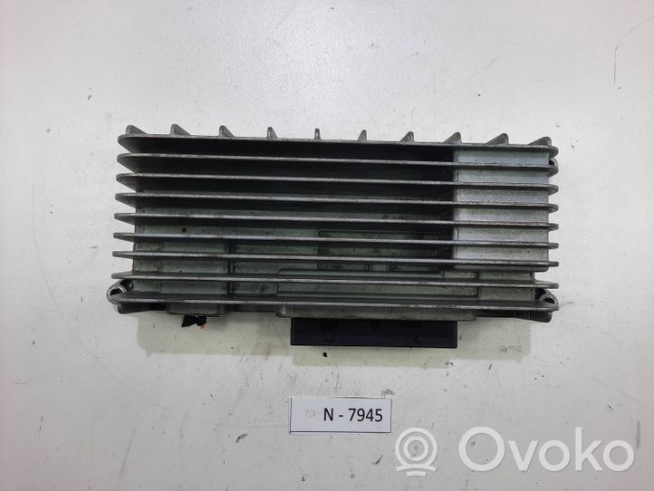 Audi A4 S4 B8 8K Amplificateur de son 8T0035223AD