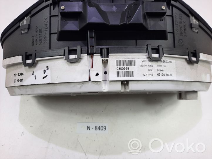 Volvo V70 Speedometer (instrument cluster) 30786623AB