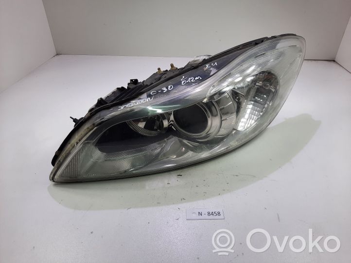 Volvo C30 Lampa przednia 