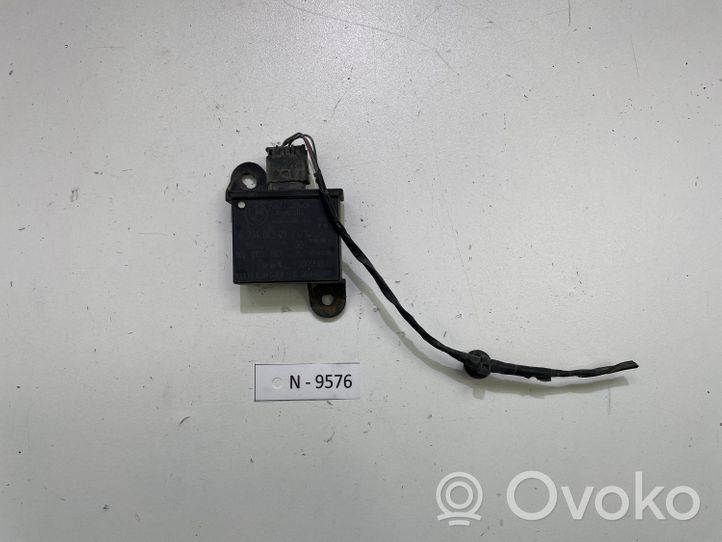 BMW X3 E83 Sensore di pressione 6771042