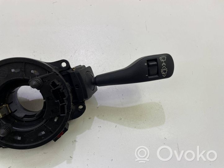 BMW X3 E83 Leva/interruttore dell’indicatore di direzione e tergicristallo 8379091