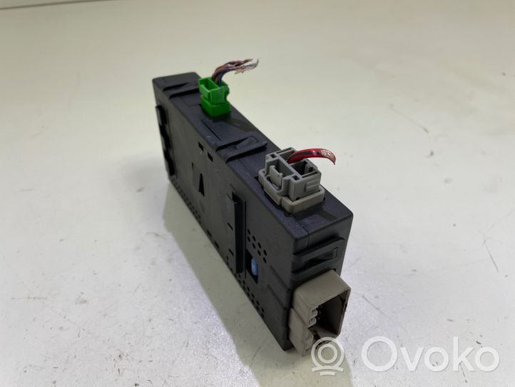 Volvo V70 Engine control unit/module ECU 30716987