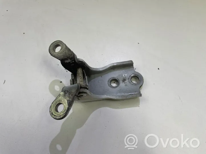 Opel Antara Front door upper hinge 