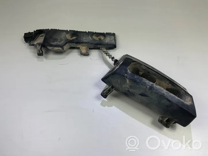 Opel Mokka X Rear bumper mounting bracket 