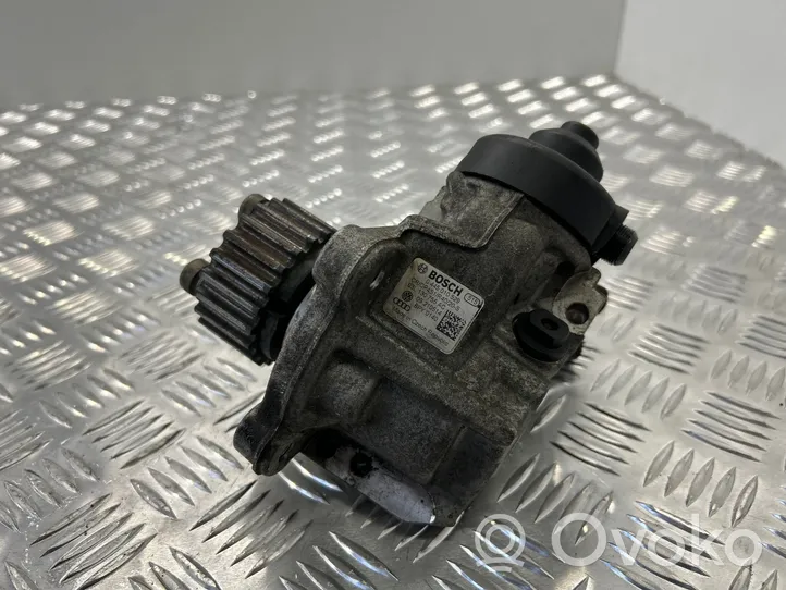 Audi A4 S4 B8 8K Polttoaineen ruiskutuksen suurpainepumppu 03L130755AC