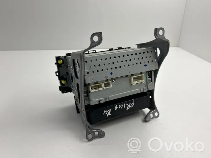 Toyota Prius (XW20) Radio/CD/DVD/GPS-pääyksikkö 8612047120