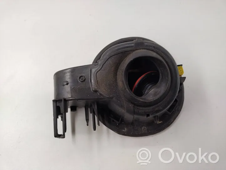 Opel Astra J Fuel tank cap 