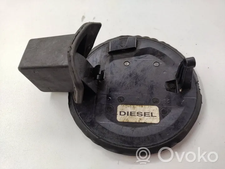 Opel Astra H Bouchon, volet de trappe de réservoir à carburant 