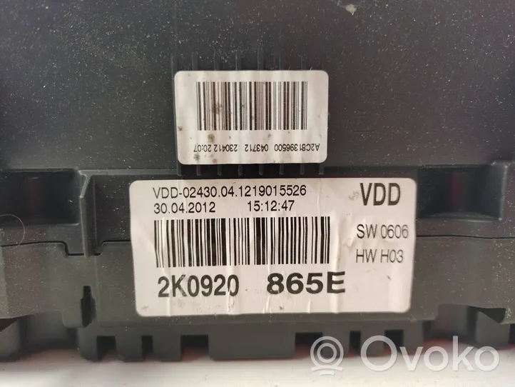 Volkswagen Caddy Speedometer (instrument cluster) 2K0920865E