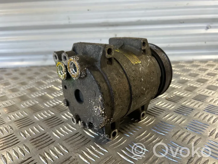 Volvo XC90 Air conditioning (A/C) compressor (pump) 8708581