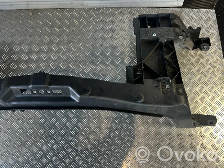 Volkswagen Crafter Support de radiateur sur cadre face avant 