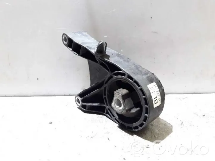 Opel Insignia A Engine mount bracket 13227767