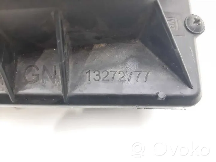 Opel Astra J Filtro dell’aria 13272777