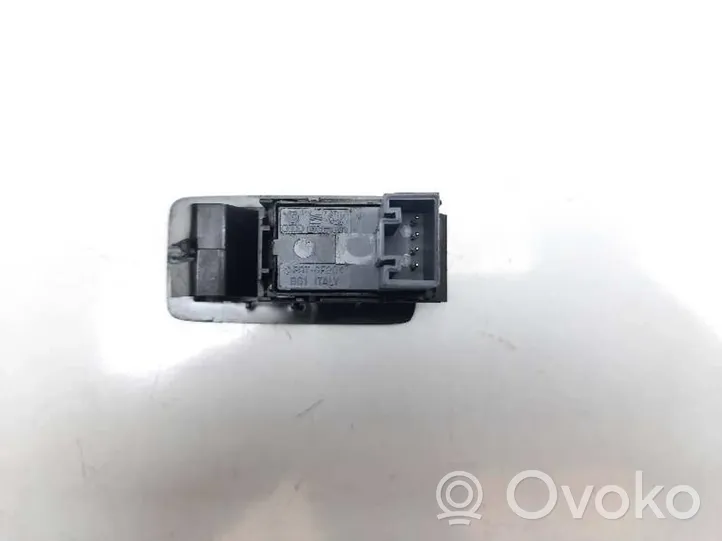 Volkswagen Touran I Interruptor del elevalunas eléctrico 1F0959527