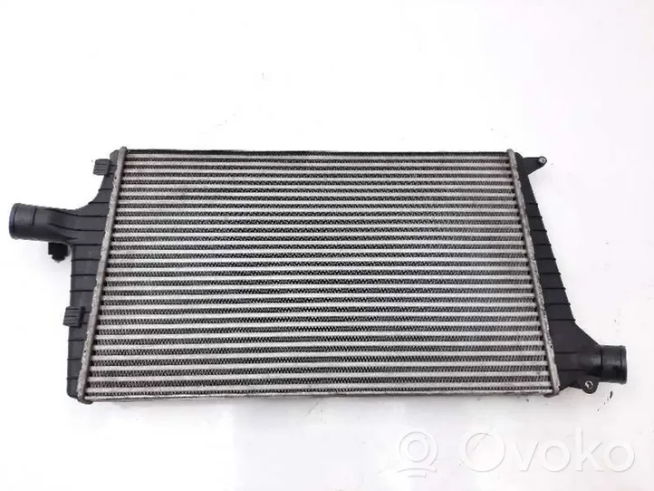 Audi A6 Allroad C5 Chłodnica powietrza doładowującego / Intercooler 4B0145805A