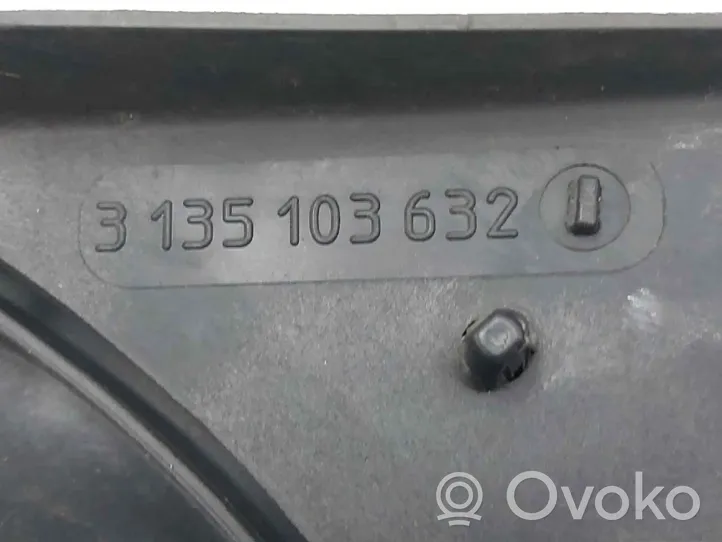 Opel Zafira B Jäähdyttimen jäähdytinpuhallin 13147279