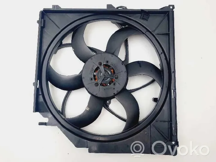 BMW X3 E83 Ventilatore di raffreddamento elettrico del radiatore 67326925702