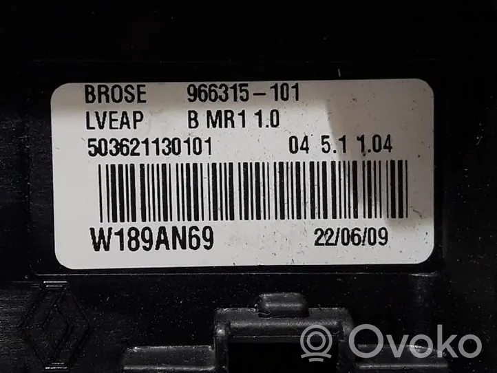 Renault Scenic III -  Grand scenic III Moteur de lève-vitre de porte avant 807310011R