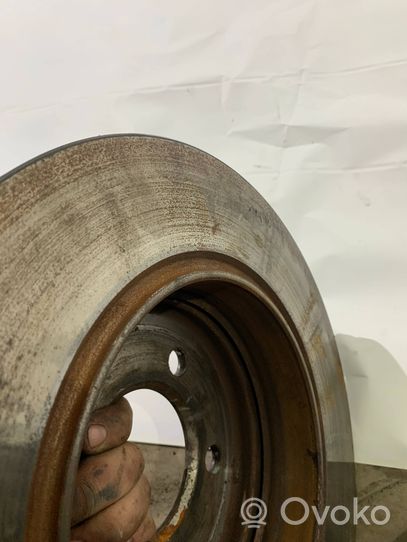 BMW 7 E65 E66 Aizmugurējais bremžu disks 