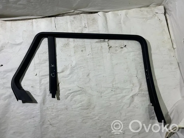 BMW 3 E90 E91 Rear door glass trim molding 7119945