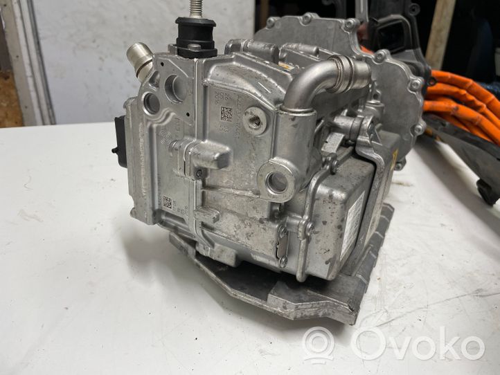 Mercedes-Benz C W205 Convertisseur / inversion de tension inverseur A2059006515