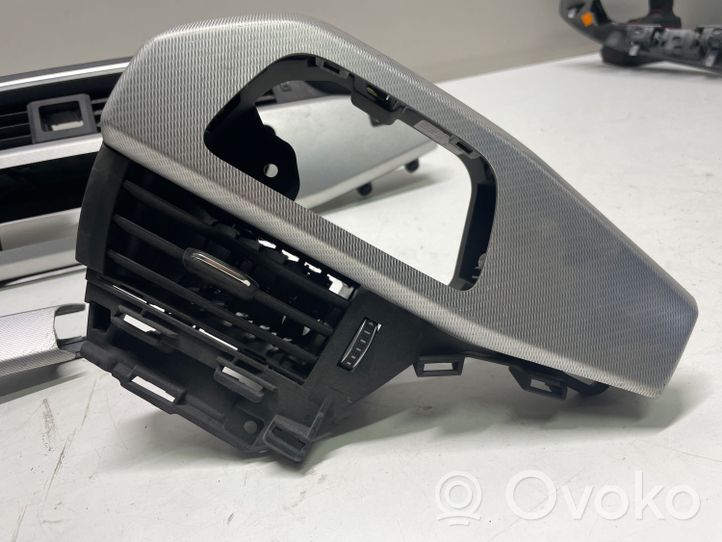 Audi A4 S4 B9 Panel popielniczki deski rozdzielczej 8W0971659