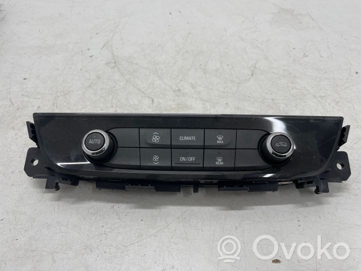 Opel Insignia B Panel klimatyzacji 39177120