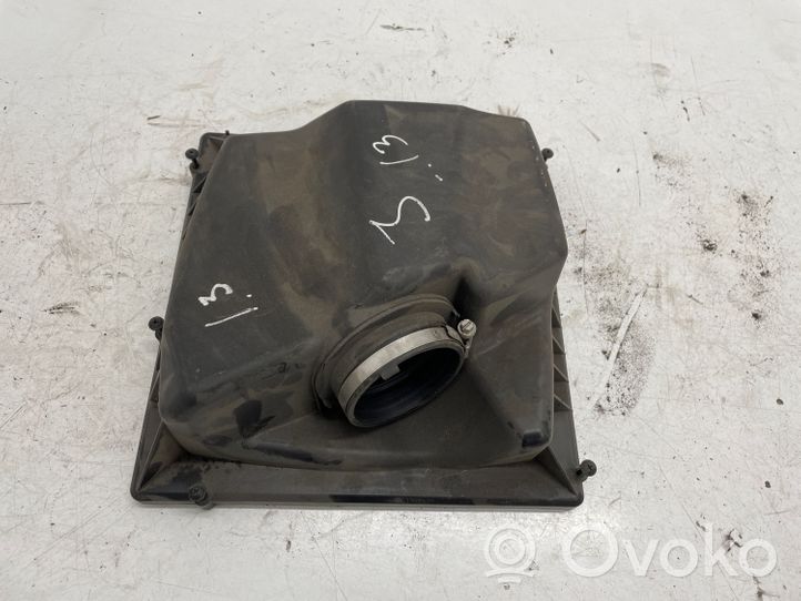 Opel Astra J Coperchio scatola del filtro dell’aria 13272777