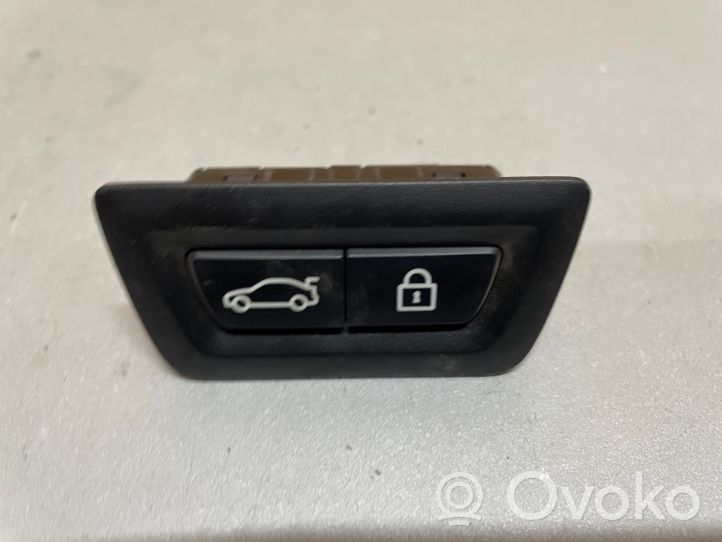 BMW 7 G11 G12 Przełącznik / Przycisk otwierania klapy tylnej / bagażnika 6131927512102