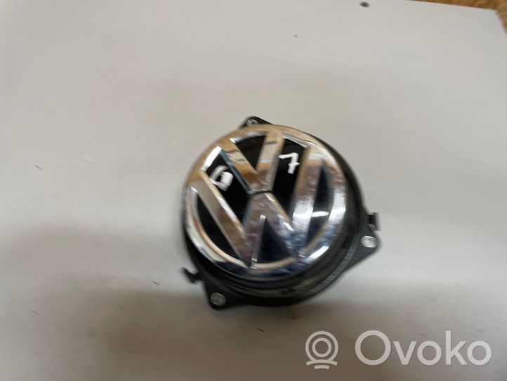 Volkswagen Golf VII Uchwyt / Rączka zewnętrzna otwierania klapy tylnej / bagażnika 5G9827469