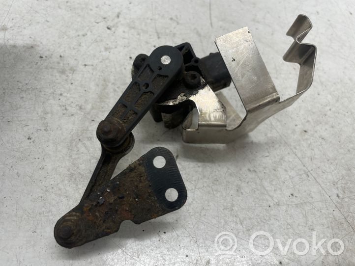 Volvo V40 Sensore di livello faro/fanale 8622446