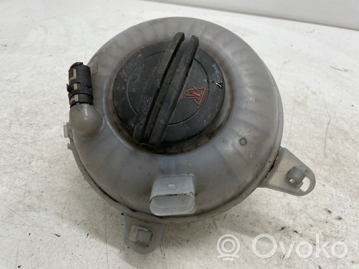 Volkswagen Touran III Vase d'expansion / réservoir de liquide de refroidissement 5Q0121407G