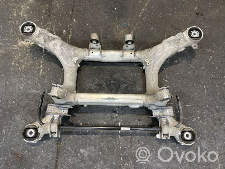 BMW 5 G30 G31 Sottotelaio posteriore 6861201