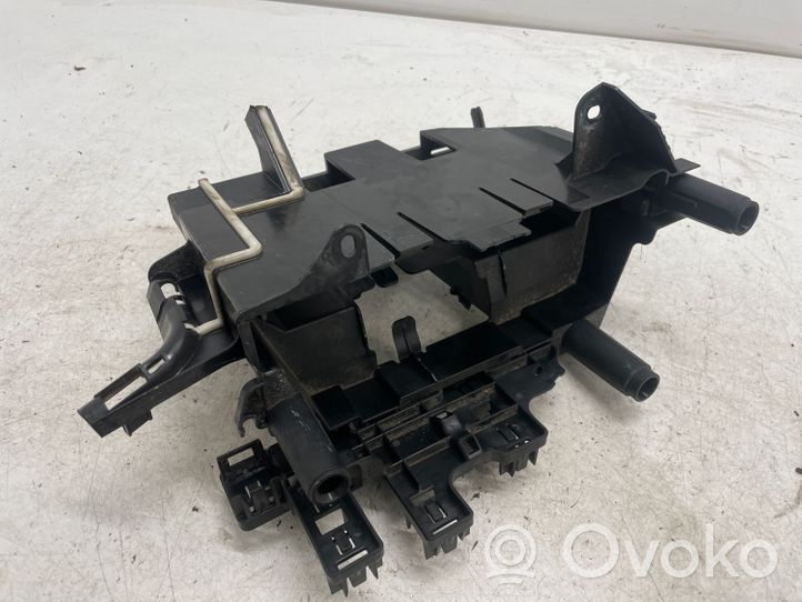 BMW 1 F20 F21 Altra parte del vano motore 8606552