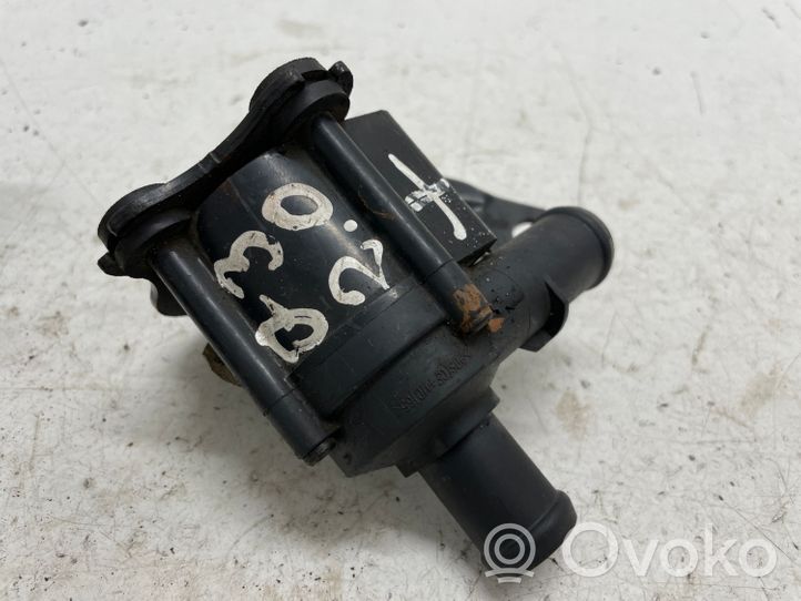 Audi Q3 8U Pompa elettrica dell’acqua/del refrigerante ausiliaria 5Q0121591AB