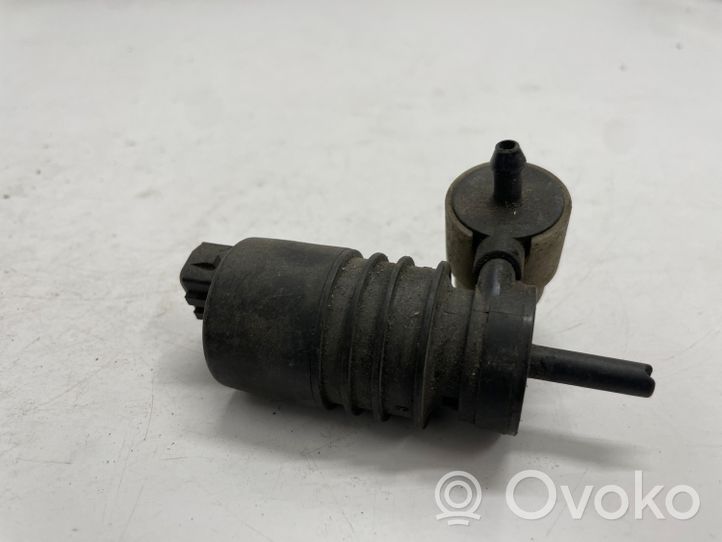 Opel Zafira C Windscreen/windshield washer pump 