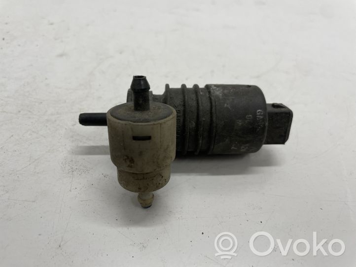 Opel Zafira C Windscreen/windshield washer pump 