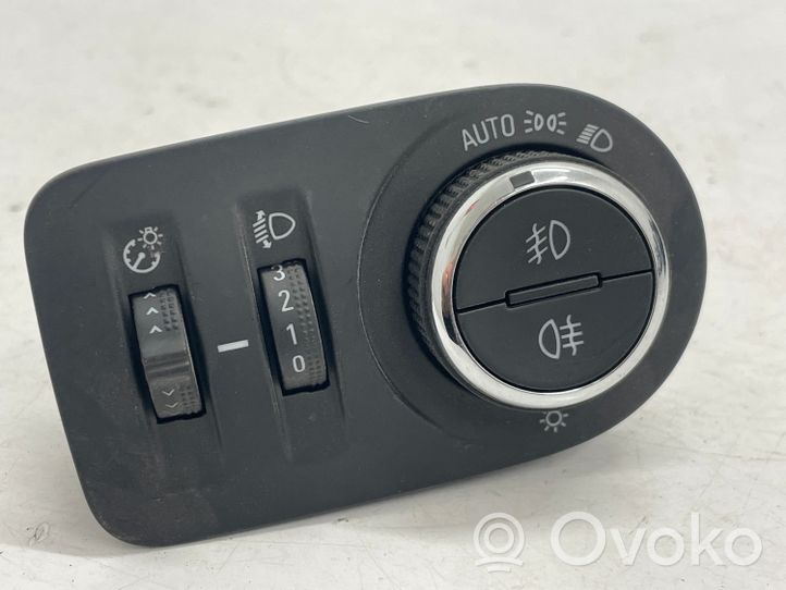 Opel Grandland X Light switch 39085925